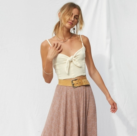 Jen's Pirate Booty Tops - JENS PIRATE BOOTY | BAMBI TIE TOP